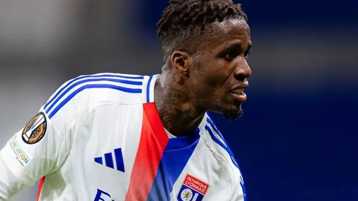 Son dakika: Lyon’da Zaha krizi büyüyor… Olay açıklama geldi!