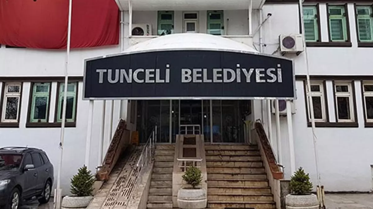 İçişleri Bakanlığı tarafından Tunceli ve Ovacık Belediyelerine kayyum atandı