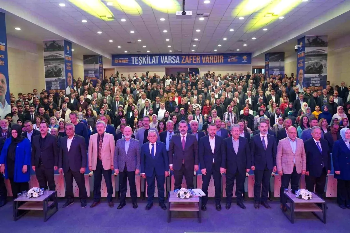 Mustafa Kiraz, AK Parti Talas 8. Olağan Kongresi’nde Yeniden Başkan Seçildi